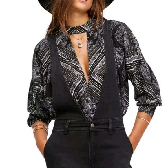 Free People Womens Walking On A Dream Tunic Blouse Black White Oversized XS boho - Picture 1 of 11